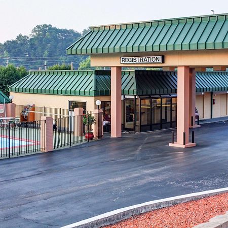 Econo Lodge Rocky Top Exteriör bild